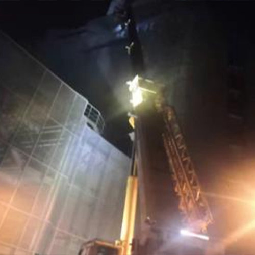 王府井吉祥大厦玻璃更换及铝板维修